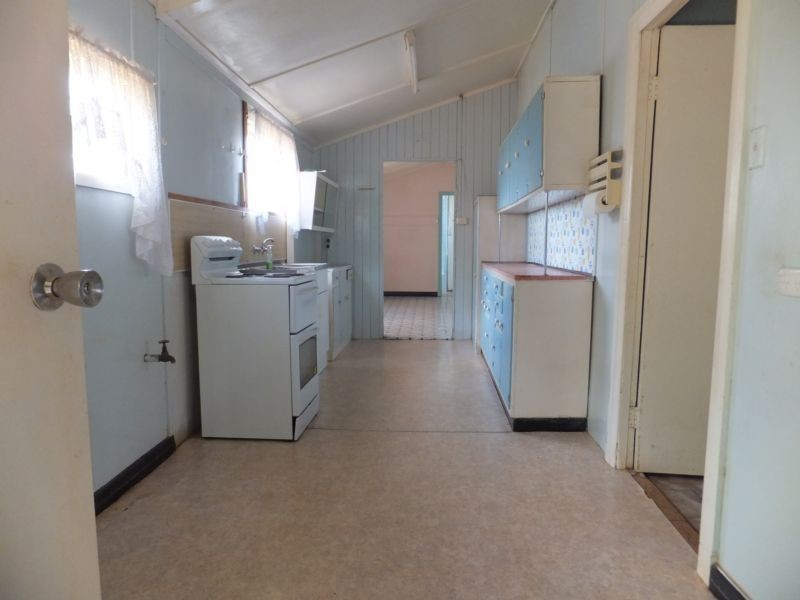 22 Churchill Street, Childers QLD 4660