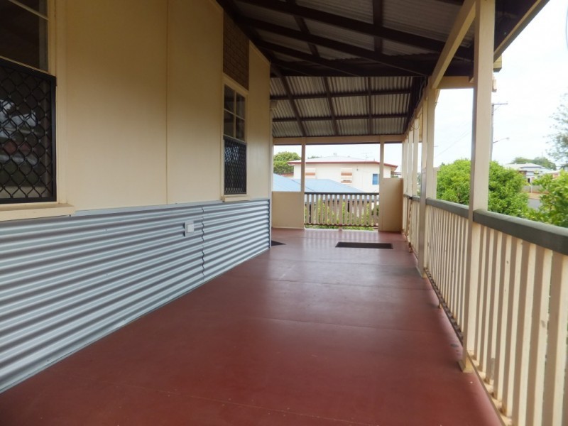21 Hinkler Street, Childers QLD 4660