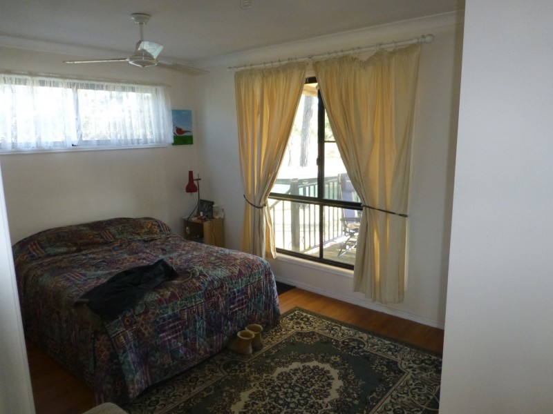 4 QUEEN STREET, Dallarnil QLD 4621