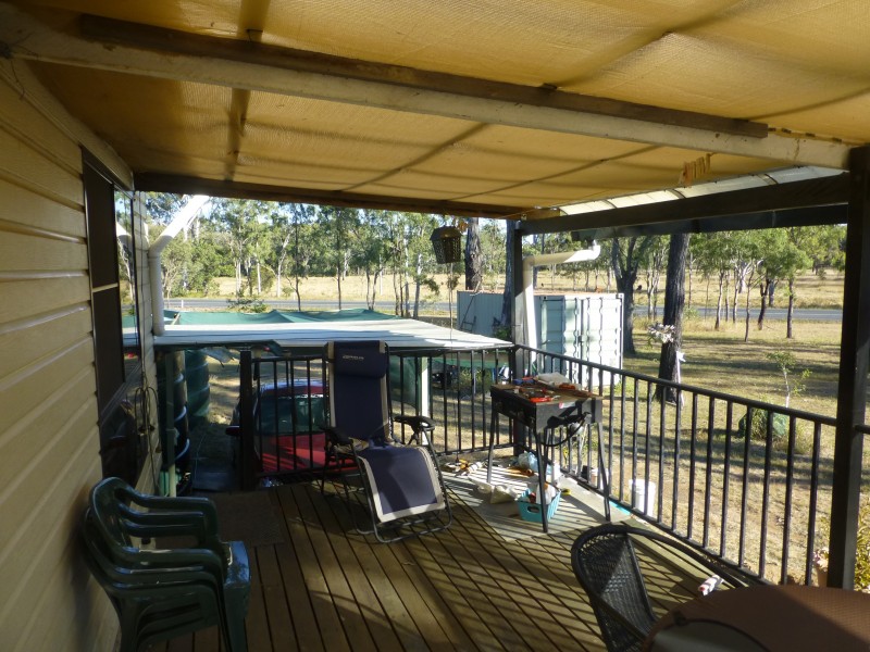 4 QUEEN STREET, Dallarnil QLD 4621