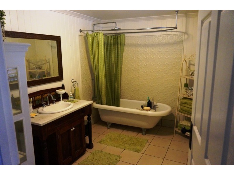 149 THOMPSON ROAD, Childers QLD 4660