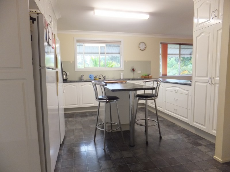 4 DELANEY COURT, Childers QLD 4660