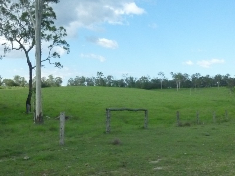 105 RAILWAY ROAD, Booyal QLD 4671