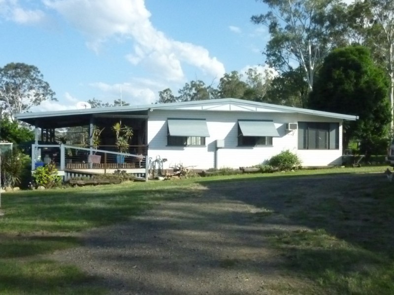 105 RAILWAY ROAD, Booyal QLD 4671