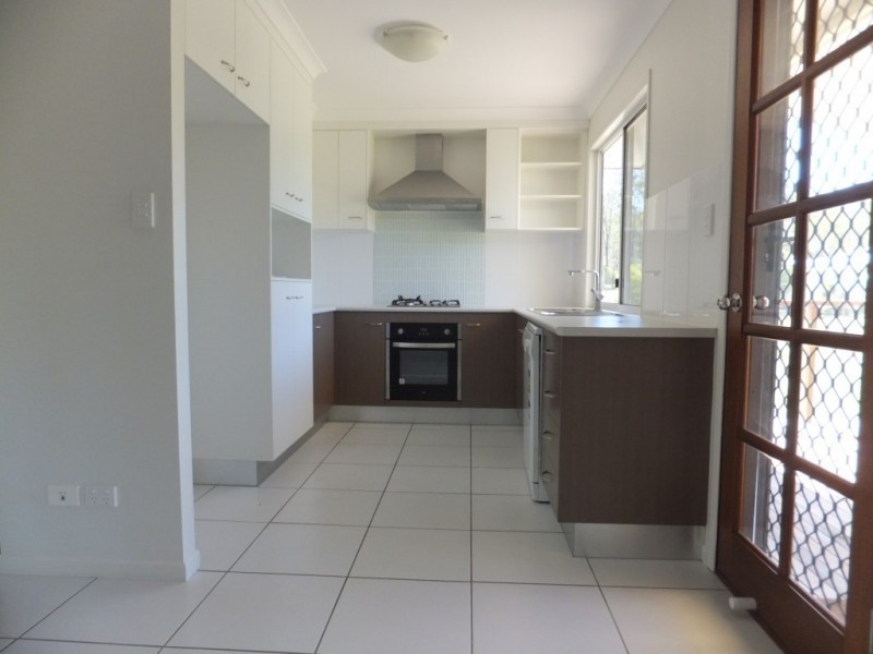 17 STRINGYBARK COURT, Apple Tree Creek QLD 4660