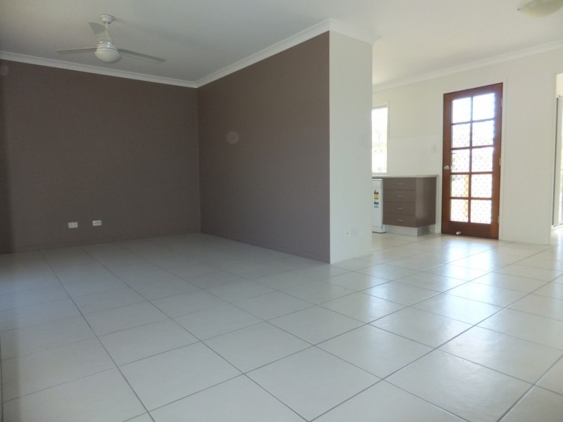 17 STRINGYBARK COURT, Apple Tree Creek QLD 4660