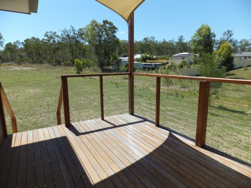 17 STRINGYBARK COURT, Apple Tree Creek QLD 4660