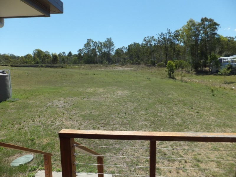 17 STRINGYBARK COURT, Apple Tree Creek QLD 4660