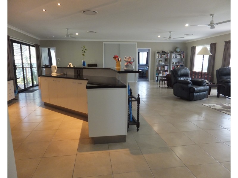 5 MELALEUCA COURT, Redridge QLD 4660