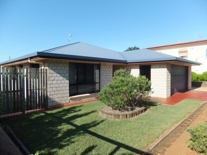 19 HINKLER STREET, Childers QLD 4660