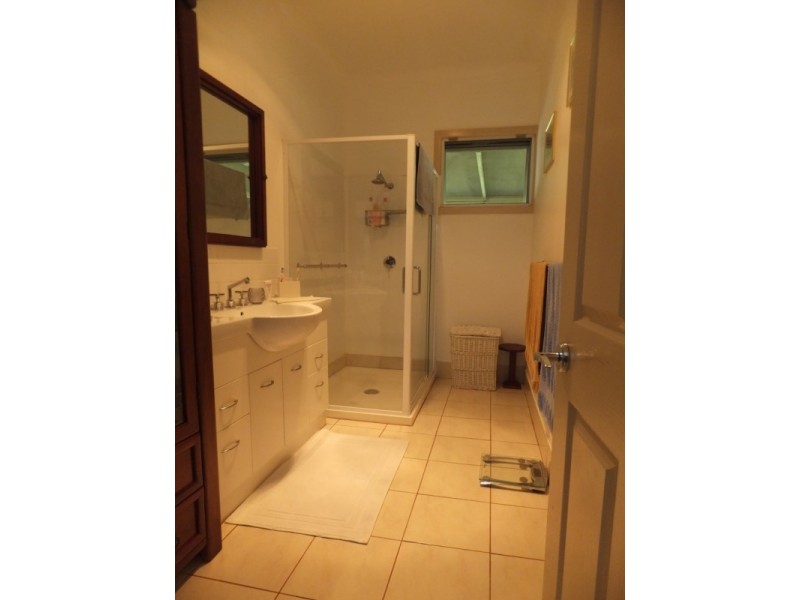 233 WEBBS ROAD, Redridge QLD 4660