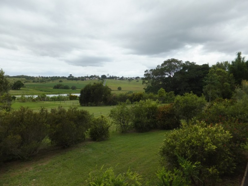 77 NORTH ISIS ROAD, North Isis QLD 4660