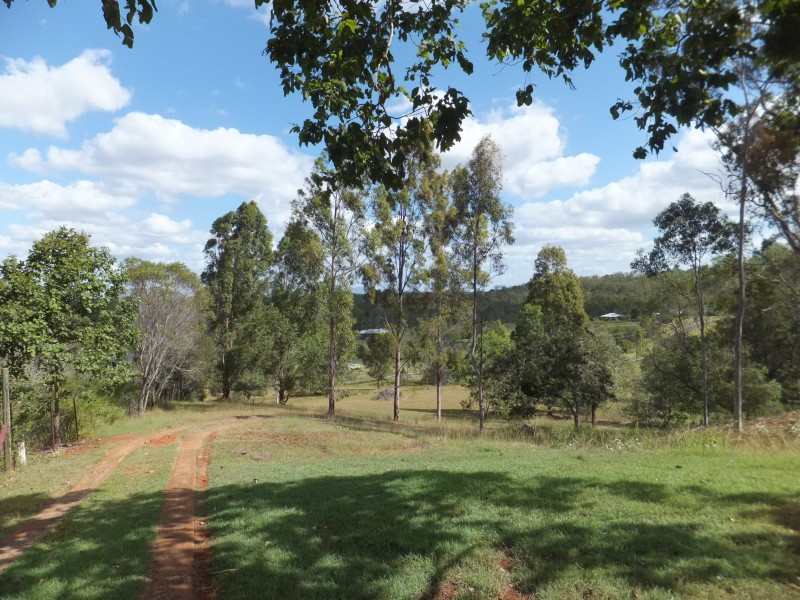 32 LAKEVIEW DRIVE, Apple Tree Creek QLD 4660