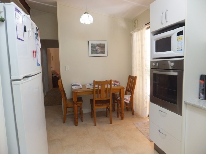 221 STATION ROAD, Horton QLD 4660