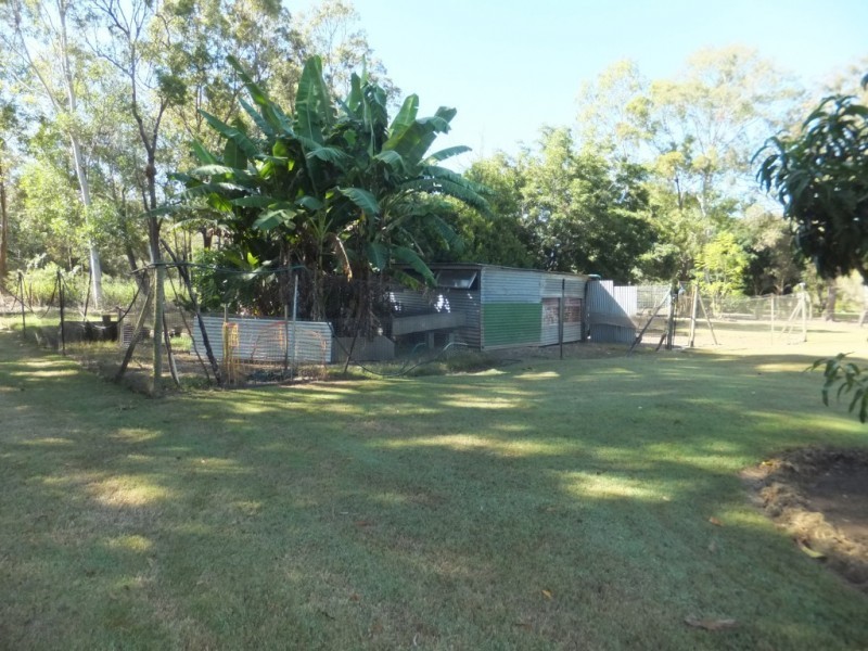 221 STATION ROAD, Horton QLD 4660