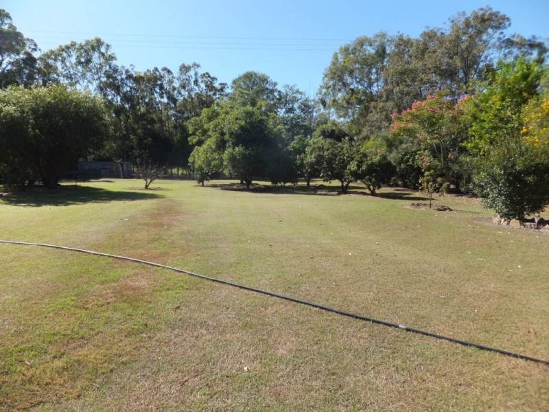 221 STATION ROAD, Horton QLD 4660