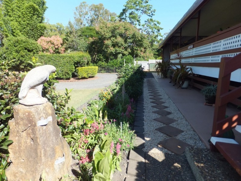 221 STATION ROAD, Horton QLD 4660