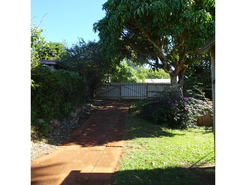12 MCILWRAITH STREET, Childers QLD 4660