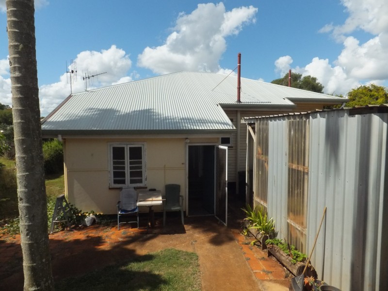 12 MCILWRAITH STREET, Childers QLD 4660