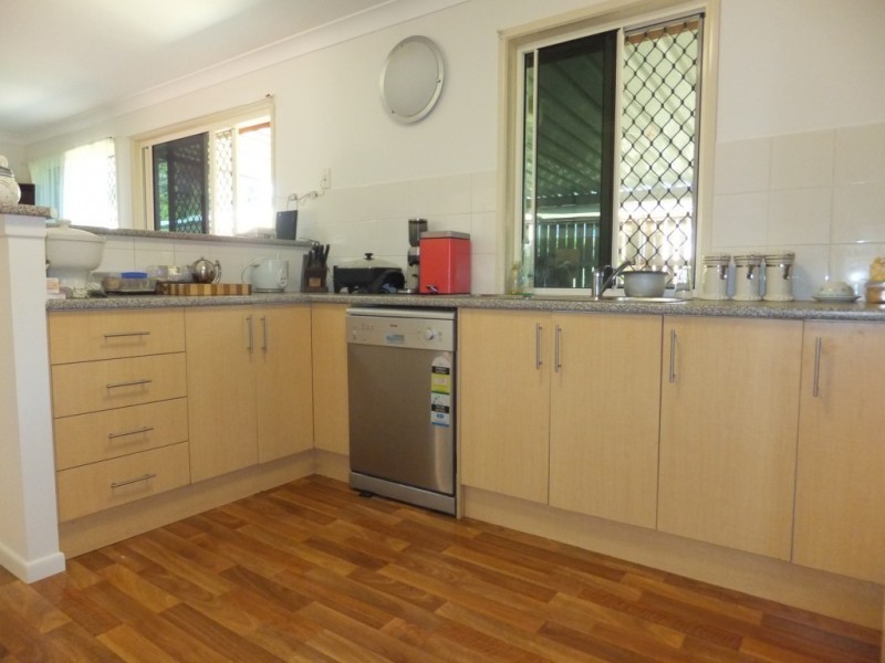 18 GAYDON STREET, Childers QLD 4660