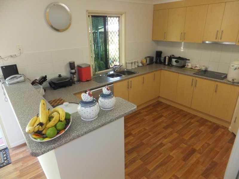 18 GAYDON STREET, Childers QLD 4660