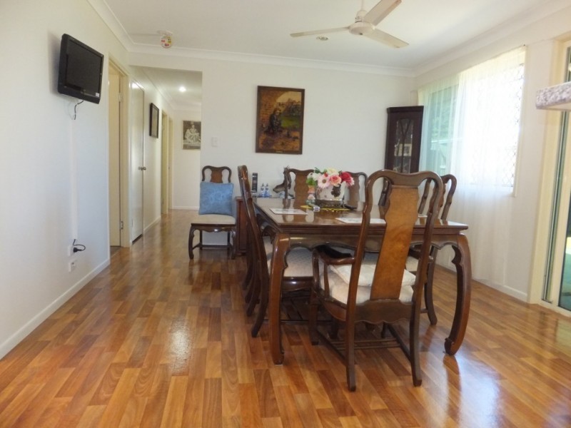 18 GAYDON STREET, Childers QLD 4660