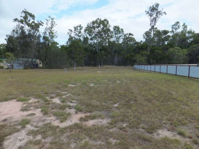 9 HULL STREET, Buxton QLD 4660