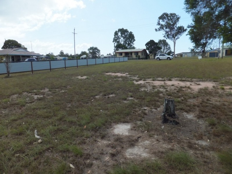 9 HULL STREET, Buxton QLD 4660