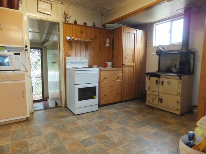 178 STOCKS ROAD, Apple Tree Creek QLD 4660