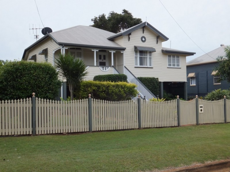 13 GAYDON STREET, Childers QLD 4660