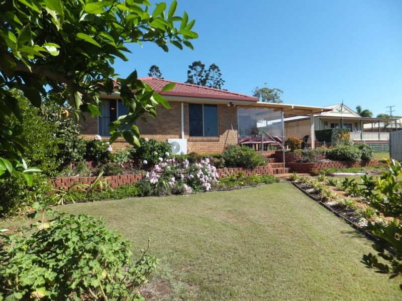 33 BROADHURST STREET, Childers QLD 4660