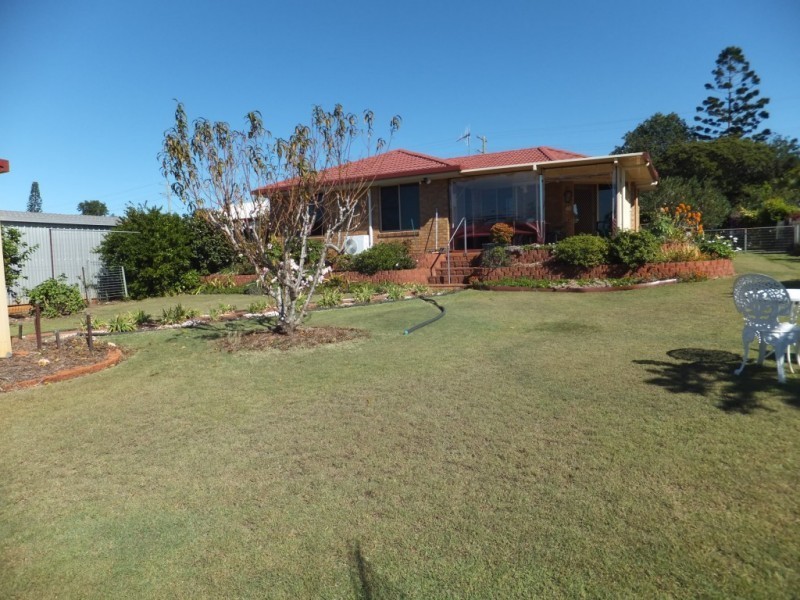 33 BROADHURST STREET, Childers QLD 4660