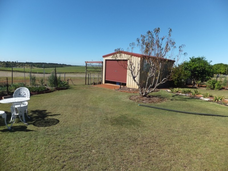 33 BROADHURST STREET, Childers QLD 4660