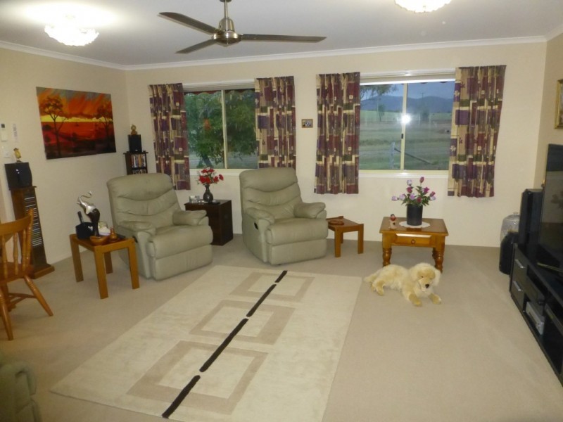 2 BOW STREET, Degilbo QLD 4621