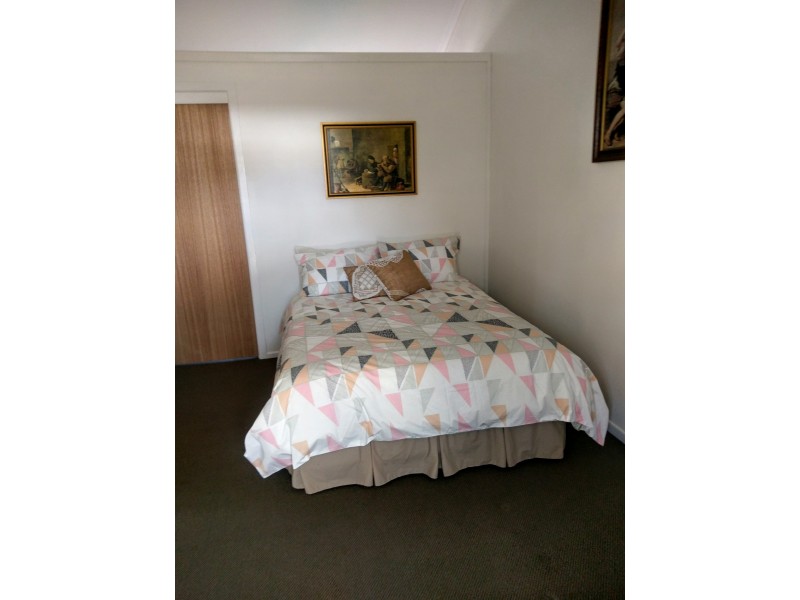 40 POWERS STREET, Buxton QLD 4660