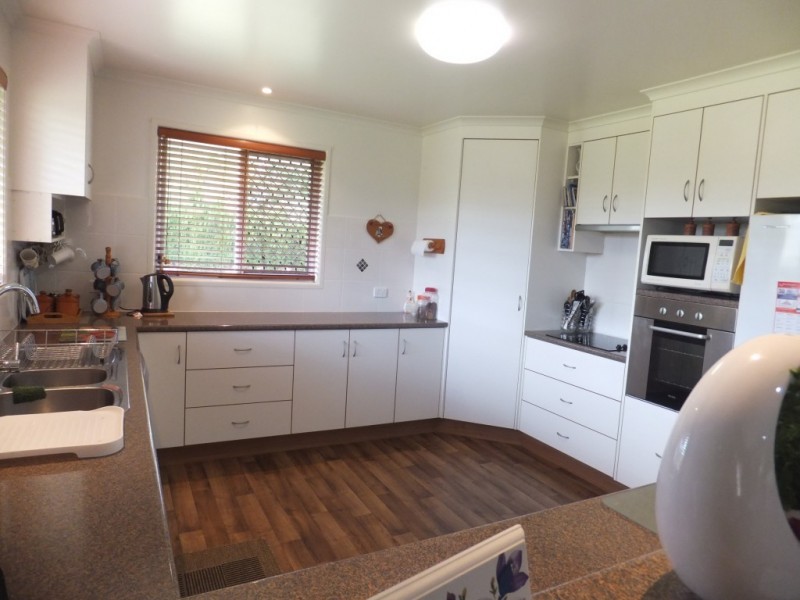 20 JENSEN STREET, Cordalba QLD 4660