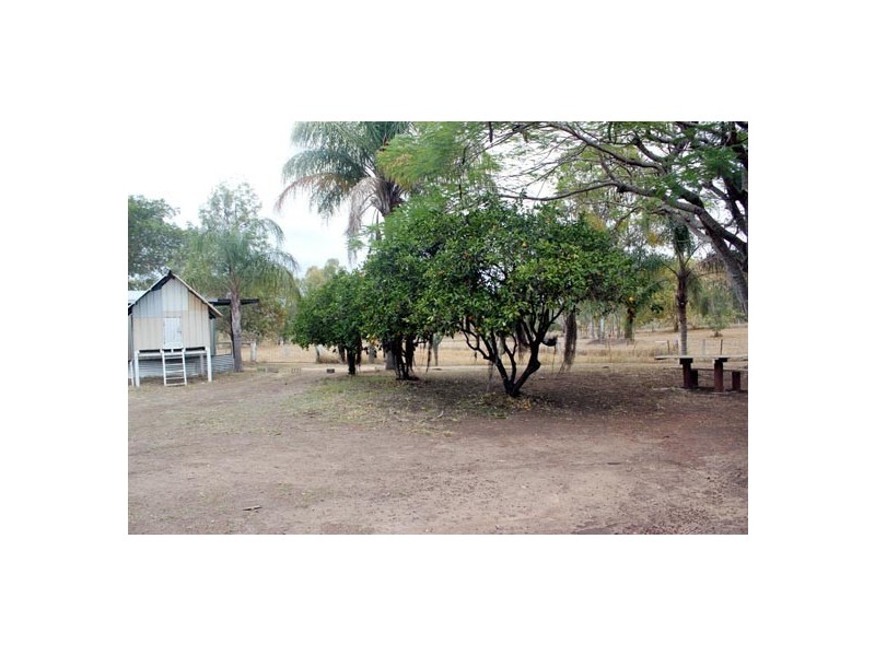 4 Boyd Street, Gayndah QLD 4625