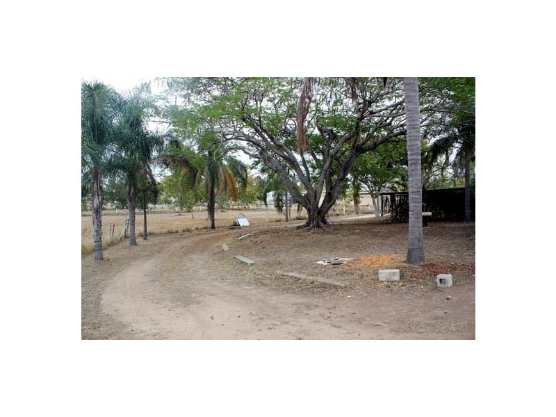 4 Boyd Street, Gayndah QLD 4625