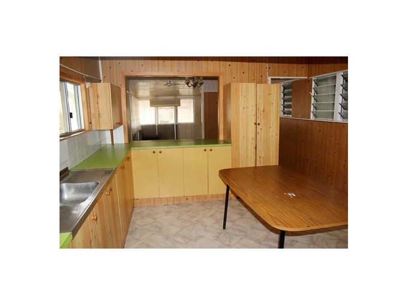 4 Boyd Street, Gayndah QLD 4625