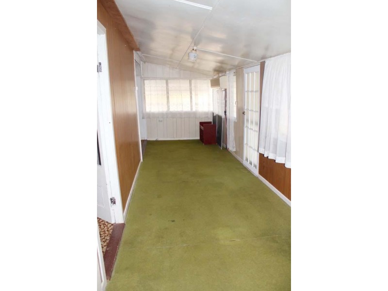 4 Boyd Street, Gayndah QLD 4625