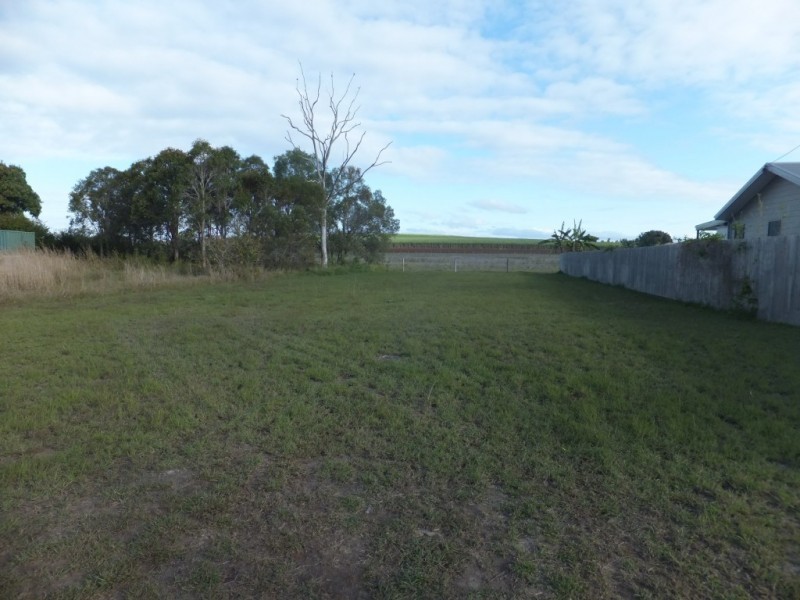 12 CHURCH STREET, Horton QLD 4660