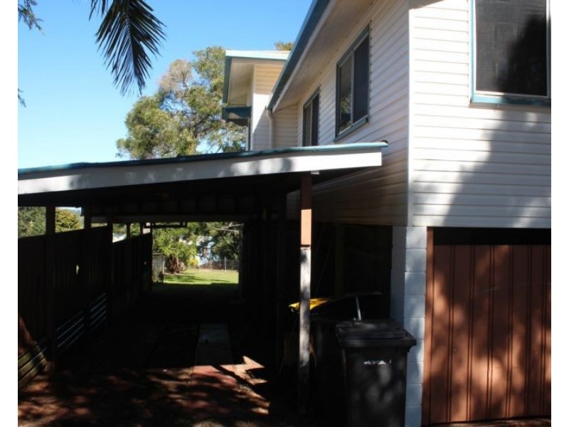 190 Churchill St, Childers QLD 4660