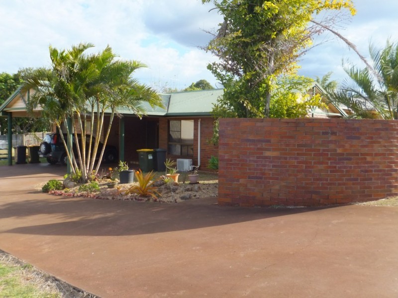 2 MUNGOMERY STREET, Childers QLD 4660