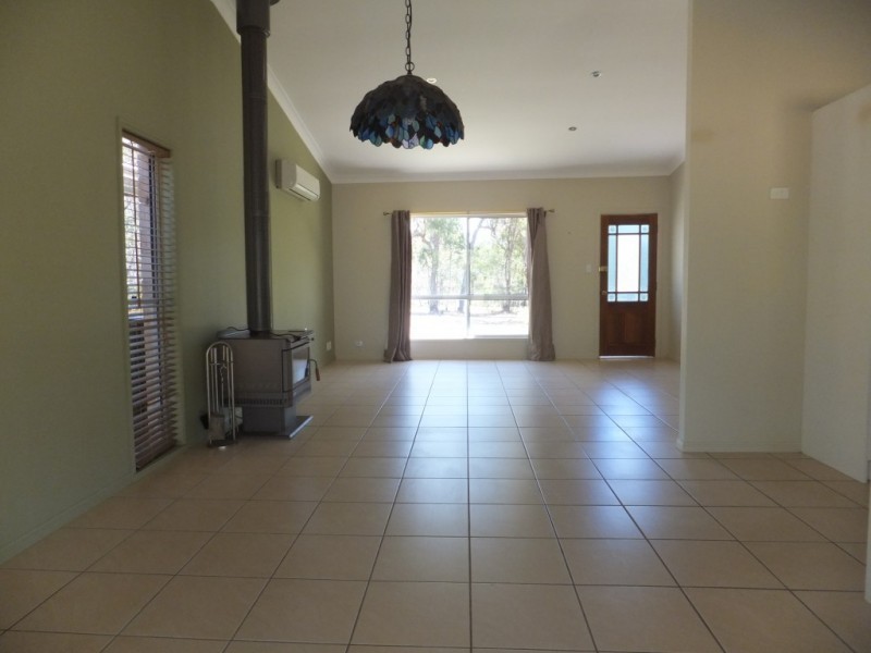 13 GREVILLEA DRIVE, Redridge QLD 4660
