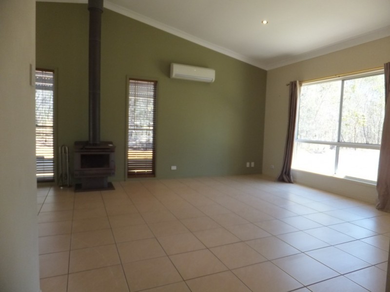 13 GREVILLEA DRIVE, Redridge QLD 4660