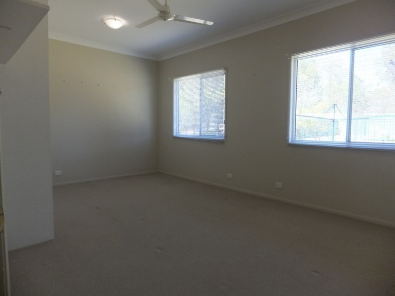 13 GREVILLEA DRIVE, Redridge QLD 4660