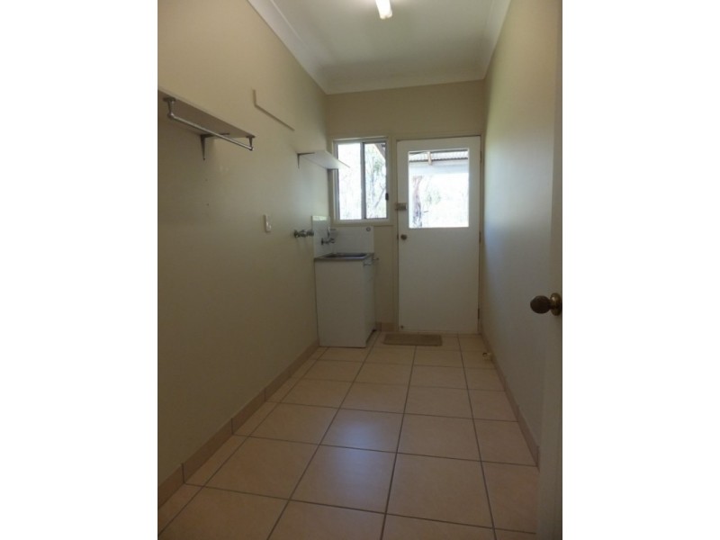 13 GREVILLEA DRIVE, Redridge QLD 4660