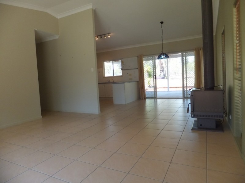 13 GREVILLEA DRIVE, Redridge QLD 4660
