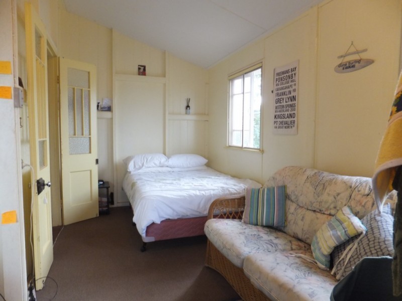 6 Queen Street, Childers QLD 4660