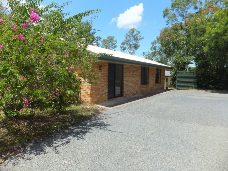 42-44 TYNDALL STREET, Apple Tree Creek QLD 4660